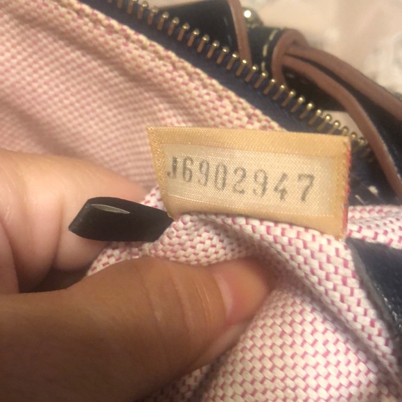 DB navy purse - Picture 6 of 7